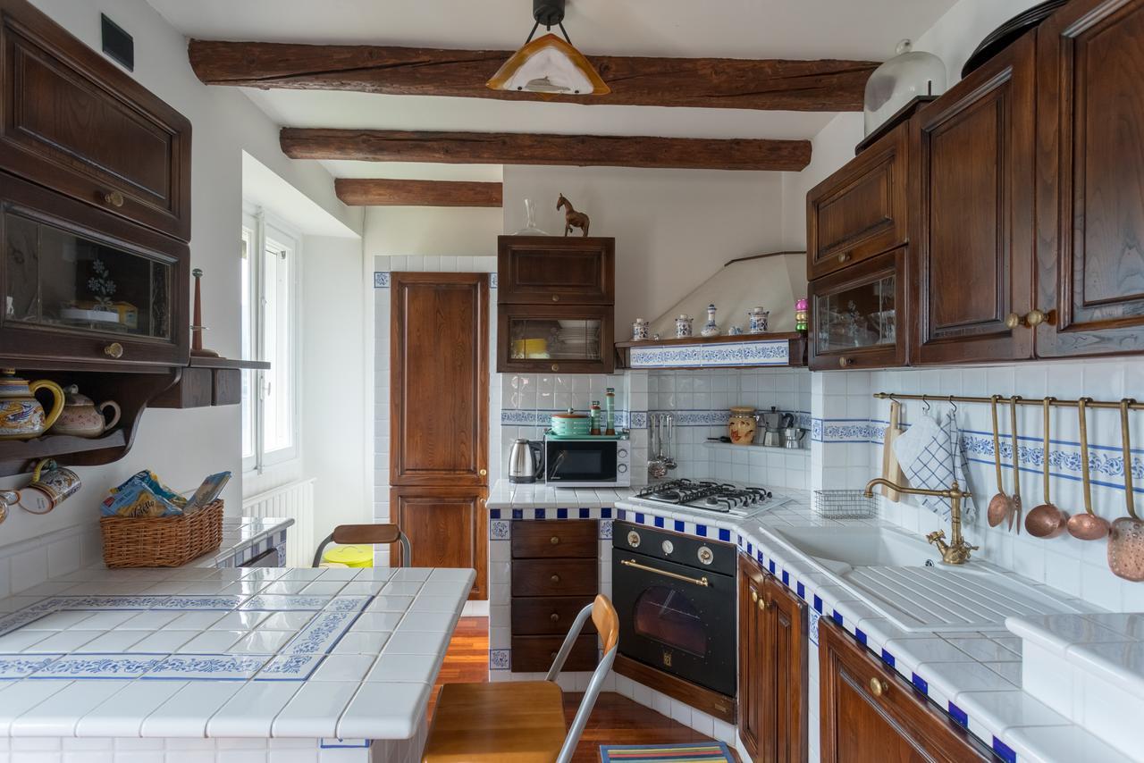 Una Terrazza Da Sogno By Rent All Como Apartman Carate Urio Kültér fotó